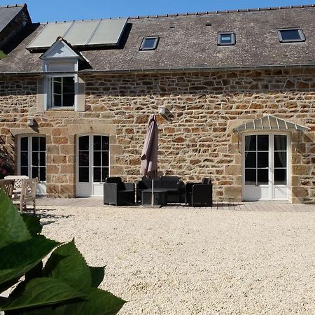 Le Logis De Mordreuc Leilighet Pleudihen-sur-Rance Eksteriør bilde