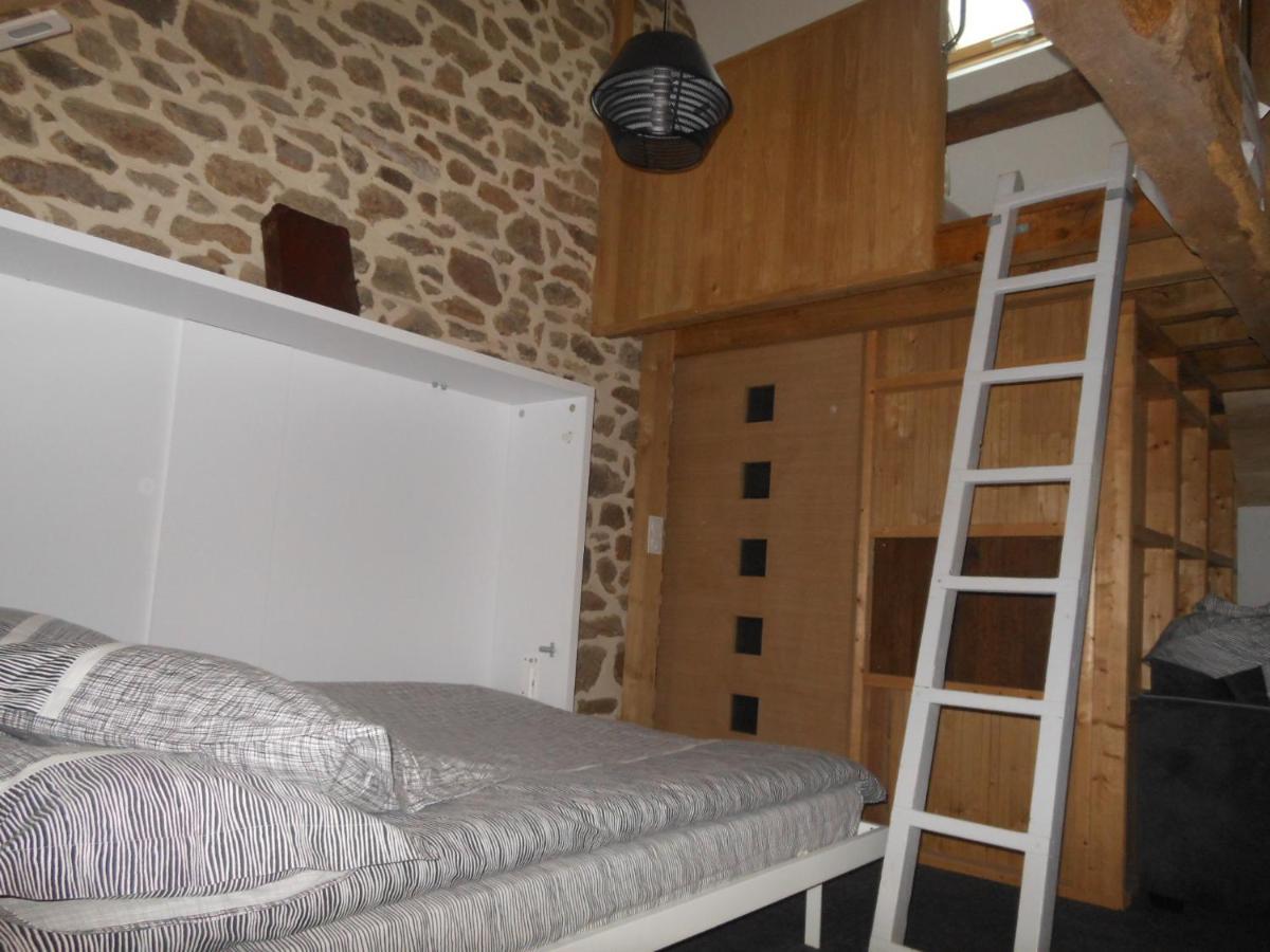 Le Logis De Mordreuc Leilighet Pleudihen-sur-Rance Eksteriør bilde